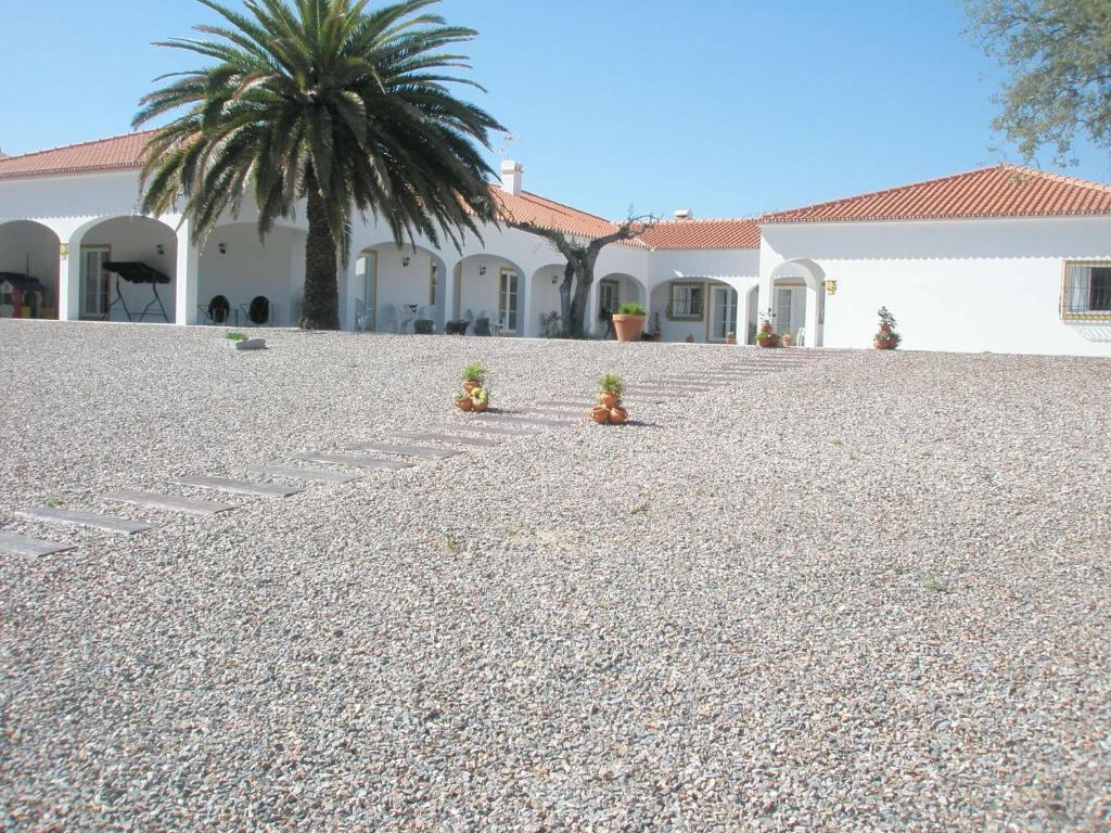 Gasthaus Monte Do Cuca Mora Exterior foto