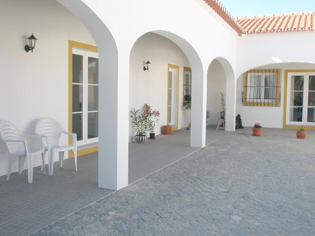 Gasthaus Monte Do Cuca Mora Exterior foto